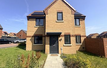 27 Flanshaw Field, Wakefield property image